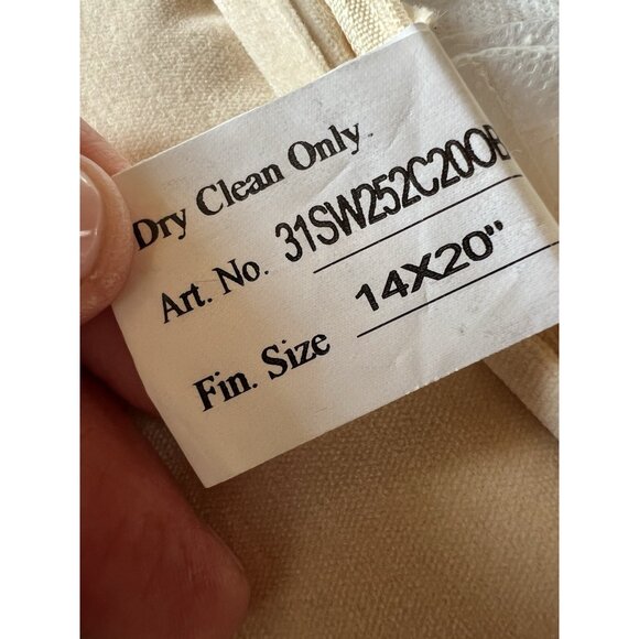 Peking Handicraft Holiday Magic Nutcracker gold wool hook pillow velvet 14x20" - Picture 9 of 9